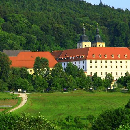 Kloster Plankstetten Gaste- Und Tagungshaus Berching Exterior photo